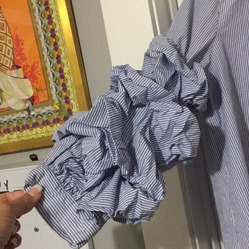 🛎 A new day blue and white blouse size M (hh) - Picture 4 of 5